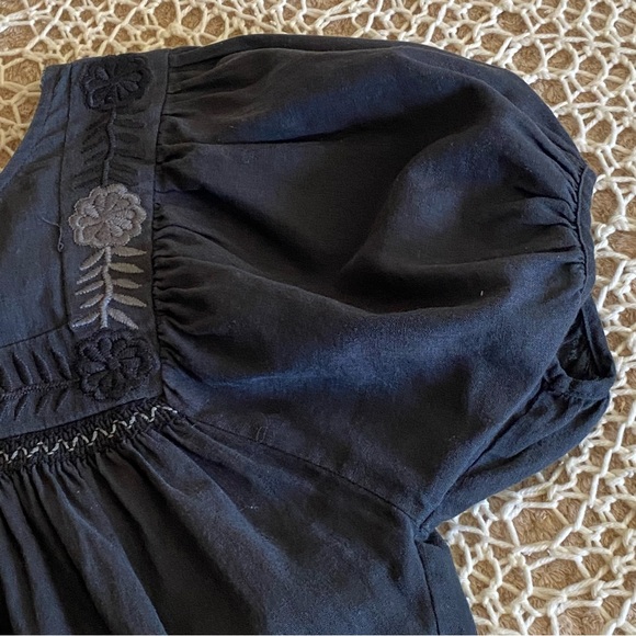 Linen Short Sleeve Peasant Dark Blue Top Embroidered Flowers Size Large - Picture 16 of 17